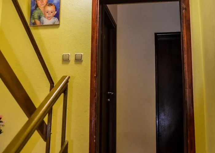 Edelvais Πανσιόν 2*