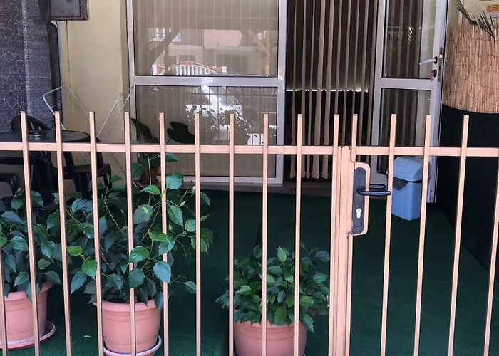 Edelvais Πανσιόν 2*